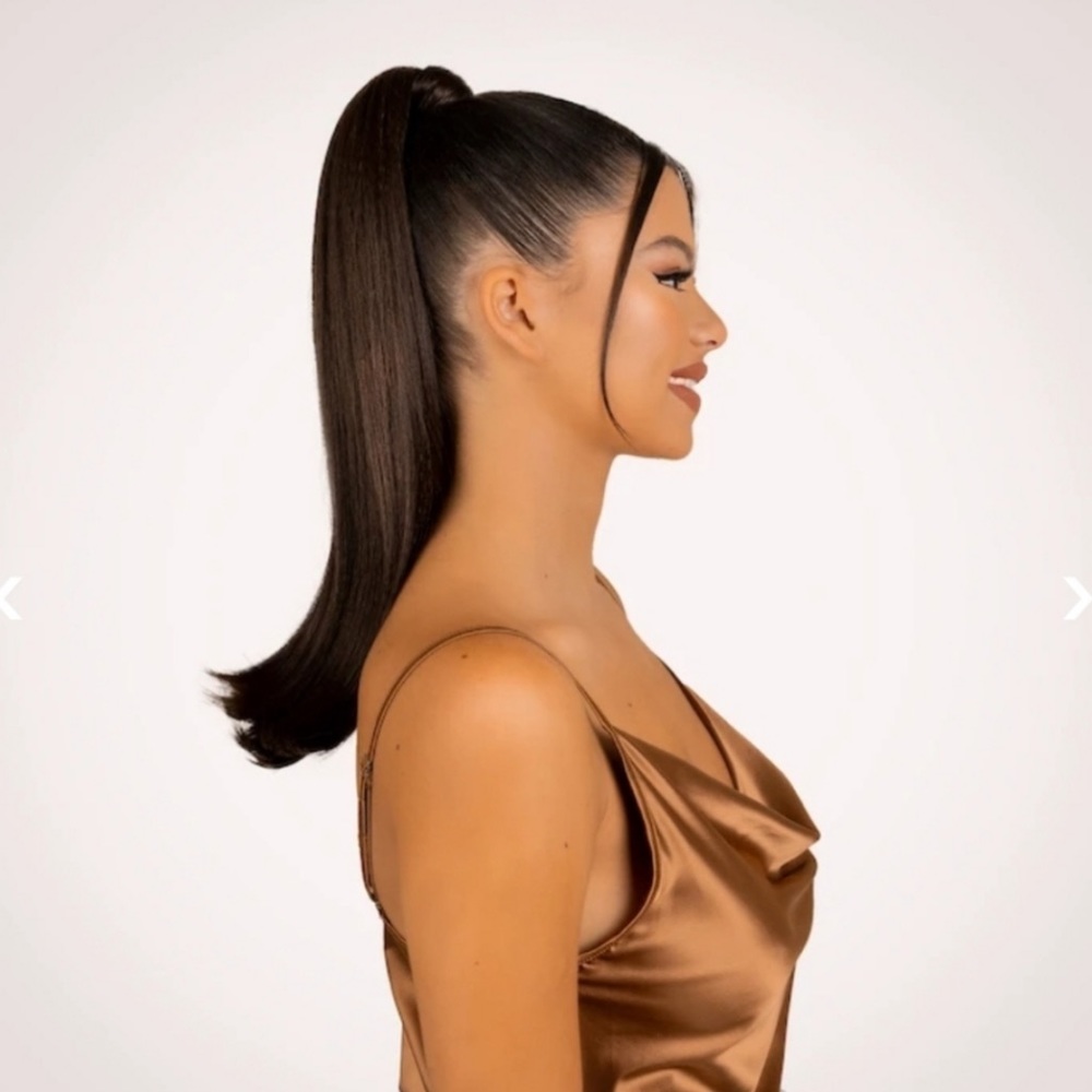 INH LOLA Ponytail Faux Hair Extensions Jet Black